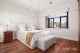https://images.listonce.com.au/custom/160x/listings/40-carrington-street-pascoe-vale-south-vic-3044/796/01768796_img_07.jpg?HQPQRfKTByY