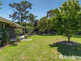 https://images.listonce.com.au/custom/160x/listings/40-cherylnne-crescent-kilsyth-vic-3137/393/01526393_img_02.jpg?5TV0_U6K4ao