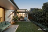 https://images.listonce.com.au/custom/160x/listings/40-clifton-street-northcote-vic-3070/088/01900088_img_08.jpg?zDQ-jeISYcM
