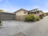 https://images.listonce.com.au/custom/160x/listings/40-club-point-drive-chirnside-park-vic-3116/478/01525478_img_10.jpg?xV9Env4KsPw