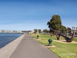 https://images.listonce.com.au/custom/160x/listings/40-davies-street-newport-vic-3015/213/01202213_img_09.jpg?ZSuRySf95r0