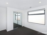 https://images.listonce.com.au/custom/160x/listings/40-fifth-avenue-altona-north-vic-3025/983/01203983_img_15.jpg?hZa4UsG-y1U