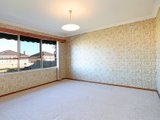https://images.listonce.com.au/custom/160x/listings/40-giddings-street-north-geelong-vic-3215/424/01699424_img_05.jpg?RykIWFWljPk