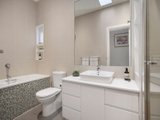 https://images.listonce.com.au/custom/160x/listings/40-goldsmith-street-elwood-vic-3184/858/01794858_img_07.jpg?4YfaN0Ic6L8