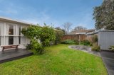 https://images.listonce.com.au/custom/160x/listings/40-grovedale-road-surrey-hills-vic-3127/882/00396882_img_06.jpg?PBbbSkDH5l0