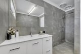 https://images.listonce.com.au/custom/160x/listings/40-hibiscus-crescent-newcomb-vic-3219/757/01698757_img_02.jpg?D6LQJHXqfXU