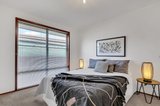 https://images.listonce.com.au/custom/160x/listings/40-hibiscus-crescent-newcomb-vic-3219/757/01698757_img_07.jpg?MONqrCgivDk