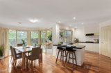 https://images.listonce.com.au/custom/160x/listings/40-huntingtower-crescent-mount-waverley-vic-3149/005/00855005_img_03.jpg?Gl3cJDDCpz4