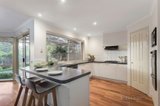 https://images.listonce.com.au/custom/160x/listings/40-huntingtower-crescent-mount-waverley-vic-3149/005/00855005_img_04.jpg?6X27_f_NgV4