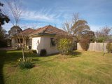 https://images.listonce.com.au/custom/160x/listings/40-ireland-street-ringwood-vic-3134/295/00620295_img_03.jpg?IiUZdBvjAB8