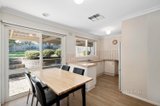 https://images.listonce.com.au/custom/160x/listings/40-jacaranda-avenue-kilsyth-vic-3137/198/01592198_img_04.jpg?BjKPd5cI344