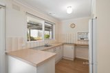 https://images.listonce.com.au/custom/160x/listings/40-jacaranda-avenue-kilsyth-vic-3137/198/01592198_img_05.jpg?KVDCnefFahM