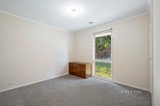 https://images.listonce.com.au/custom/160x/listings/40-jacaranda-avenue-kilsyth-vic-3137/198/01592198_img_09.jpg?Bv1r4YoV9PQ