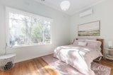 https://images.listonce.com.au/custom/160x/listings/40-jackson-avenue-mont-albert-north-vic-3129/959/01815959_img_05.jpg?inEUBTEAiR0