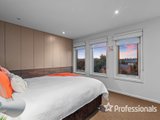 https://images.listonce.com.au/custom/160x/listings/40-larbert-road-mooroolbark-vic-3138/731/01525731_img_15.jpg?NCs29kpDww4