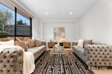 https://images.listonce.com.au/custom/160x/listings/40-leicester-avenue-glen-waverley-vic-3150/954/01953954_img_06.jpg?yGLCFpk3j_4