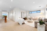 https://images.listonce.com.au/custom/160x/listings/40-leicester-avenue-glen-waverley-vic-3150/954/01953954_img_08.jpg?f9NDgWG3Zxs