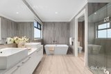 https://images.listonce.com.au/custom/160x/listings/40-leicester-avenue-glen-waverley-vic-3150/954/01953954_img_11.jpg?tVlj4OYf7Ds
