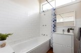 https://images.listonce.com.au/custom/160x/listings/40-lewis-street-thornbury-vic-3071/203/01629203_img_08.jpg?kQUIDU5OhNY