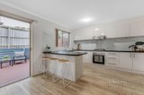 https://images.listonce.com.au/custom/160x/listings/40-marong-terrace-forest-hill-vic-3131/758/01520758_img_03.jpg?6GWLbnAYVmc