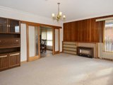 https://images.listonce.com.au/custom/160x/listings/40-mccurdy-road-herne-hill-vic-3218/886/01699886_img_04.jpg?3glKGMxN-8o