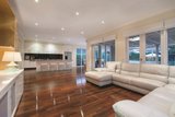 https://images.listonce.com.au/custom/160x/listings/40-metung-street-balwyn-vic-3103/836/01684836_img_02.jpg?VL3ICoK5g7k