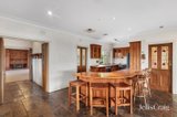 https://images.listonce.com.au/custom/160x/listings/40-moonlight-road-kangaroo-ground-vic-3097/053/01982053_img_07.jpg?S-tm11jK60k