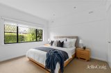 https://images.listonce.com.au/custom/160x/listings/40-murray-road-mckinnon-vic-3204/918/01872918_img_09.jpg?Y6cuMWjUYd4