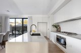 https://images.listonce.com.au/custom/160x/listings/40-nepean-avenue-hampton-east-vic-3188/638/01700638_img_03.jpg?ZdvD1kYLlR8