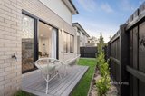 https://images.listonce.com.au/custom/160x/listings/40-nepean-avenue-hampton-east-vic-3188/638/01700638_img_09.jpg?_nDok35aBmo