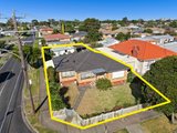 https://images.listonce.com.au/custom/160x/listings/40-olympic-ave-norlane-vic-3214/768/01698768_img_13.jpg?LBPH5kuSSlk