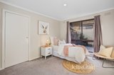 https://images.listonce.com.au/custom/160x/listings/40-rebecca-crescent-altona-meadows-vic-3028/598/01779598_img_02.jpg?n_qouKiI8zU
