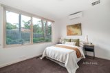 https://images.listonce.com.au/custom/160x/listings/40-rockliffe-street-eltham-vic-3095/675/01510675_img_13.jpg?U-ZT8RkvVE4