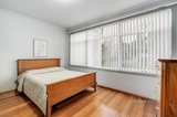 https://images.listonce.com.au/custom/160x/listings/40-romoly-drive-forest-hill-vic-3131/564/01540564_img_07.jpg?YU9DO9eane8