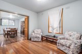 https://images.listonce.com.au/custom/160x/listings/40-romoly-drive-forest-hill-vic-3131/819/01721819_img_05.jpg?c1zc5IT851o