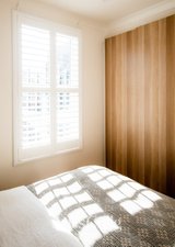 https://images.listonce.com.au/custom/160x/listings/40-rowena-parade-richmond-vic-3121/325/01927325_img_08.jpg?PutV66FZJKc