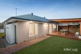 https://images.listonce.com.au/custom/160x/listings/40-sellick-drive-croydon-vic-3136/832/01922832_img_12.jpg?A0GvC1VfVwY