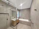 https://images.listonce.com.au/custom/160x/listings/40-shorebreak-way-ocean-grove-vic-3226/395/01677395_img_04.jpg?w59rtt3zzKk