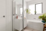 https://images.listonce.com.au/custom/160x/listings/40-spectrum-way-coburg-north-vic-3058/762/01705762_img_11.jpg?e3yJT-UKDwo