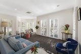 https://images.listonce.com.au/custom/160x/listings/40-vaughan-crescent-kew-vic-3101/883/01679883_img_02.jpg?qLjxN-fP-kQ