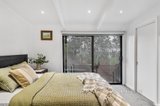 https://images.listonce.com.au/custom/160x/listings/40-view-hill-crescent-eltham-vic-3095/406/01548406_img_09.jpg?fqEanUeP230