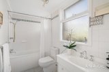 https://images.listonce.com.au/custom/160x/listings/40-worthing-road-moorabbin-vic-3189/351/01815351_img_08.jpg?PqitbizxkzM