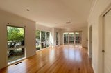 https://images.listonce.com.au/custom/160x/listings/40-wright-street-bentleigh-vic-3204/424/01599424_img_03.jpg?vQafd5U8H8g