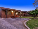 https://images.listonce.com.au/custom/160x/listings/40-zina-grove-mooroolbark-vic-3138/321/01524321_img_01.jpg?wElKi6rswxk