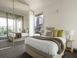 https://images.listonce.com.au/custom/160x/listings/4011-danks-street-port-melbourne-vic-3207/688/01087688_img_06.jpg?4qe_tBwN5ms