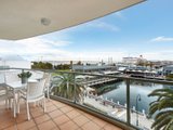 https://images.listonce.com.au/custom/160x/listings/401107-beach-street-port-melbourne-vic-3207/916/01084916_img_03.jpg?94vKQZjcDoo