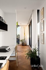 https://images.listonce.com.au/custom/160x/listings/40119-frederick-street-doncaster-vic-3108/554/01985554_img_11.jpg?vBF655I_wJw