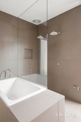 https://images.listonce.com.au/custom/160x/listings/402-st-georges-road-thornbury-vic-3071/139/01931139_img_18.jpg?l9kOC_OJvqc