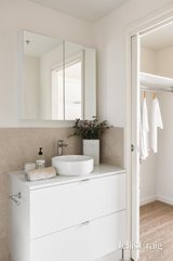 https://images.listonce.com.au/custom/160x/listings/40229-nicholson-street-brunswick-east-vic-3057/471/01984471_img_08.jpg?WhCfv912hdY