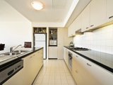 https://images.listonce.com.au/custom/160x/listings/40265-beach-street-port-melbourne-vic-3207/959/01731959_img_02.jpg?b_zVA8X0TqQ